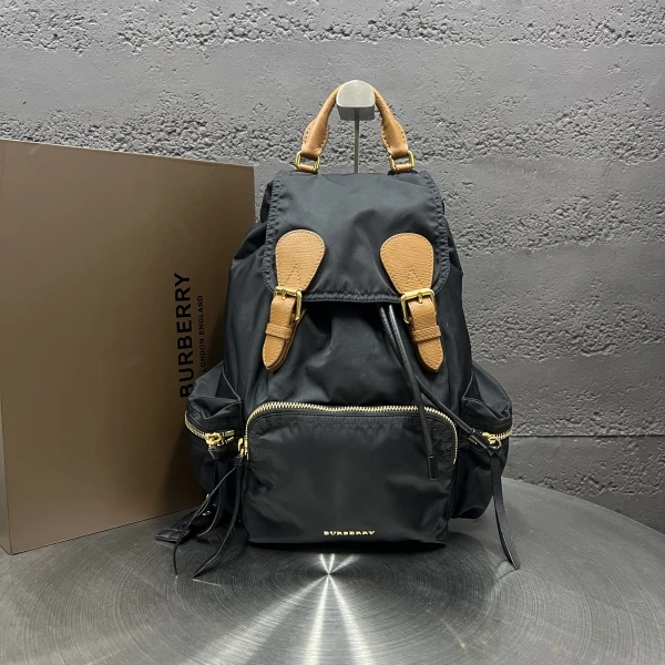 95新/博柏利/妃鱼/包包/市场价12800/241028EV0014