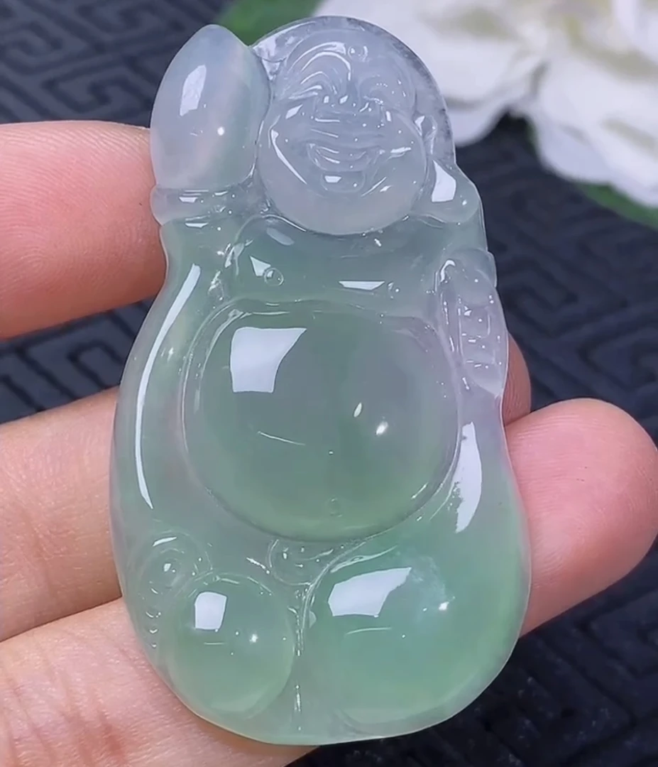 天然翡翠A货精美冰种冰透雕刻浅绿飘绿俏色佛公女款挂件吊坠挂坠