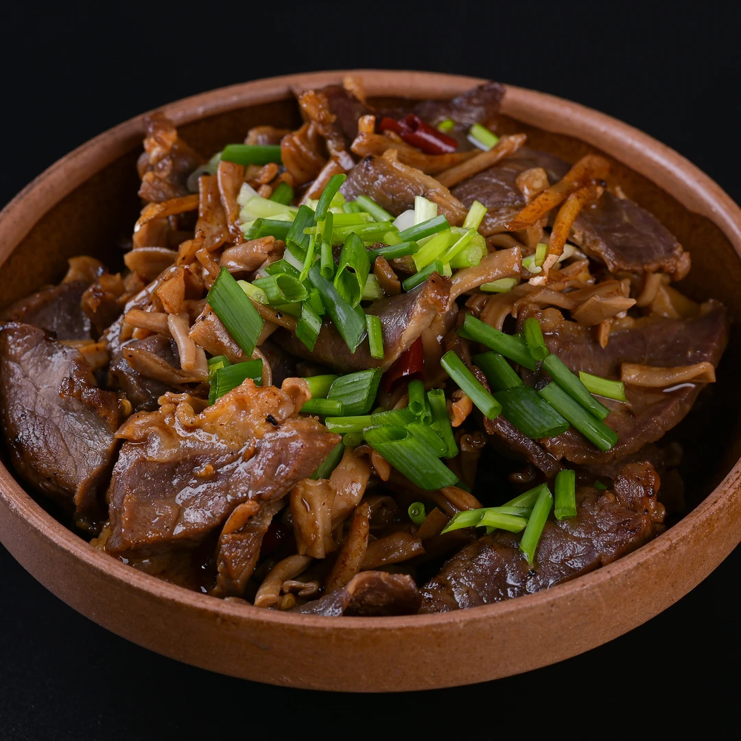 风干咸牛肉新鲜后腿肉家常农家风味腌制真空包装红烧卤味营养健康