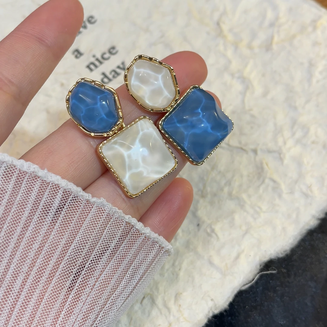 铜合金亚克力耳饰 不对称方形耳环撞色立体耳钉复古精致爆款设计