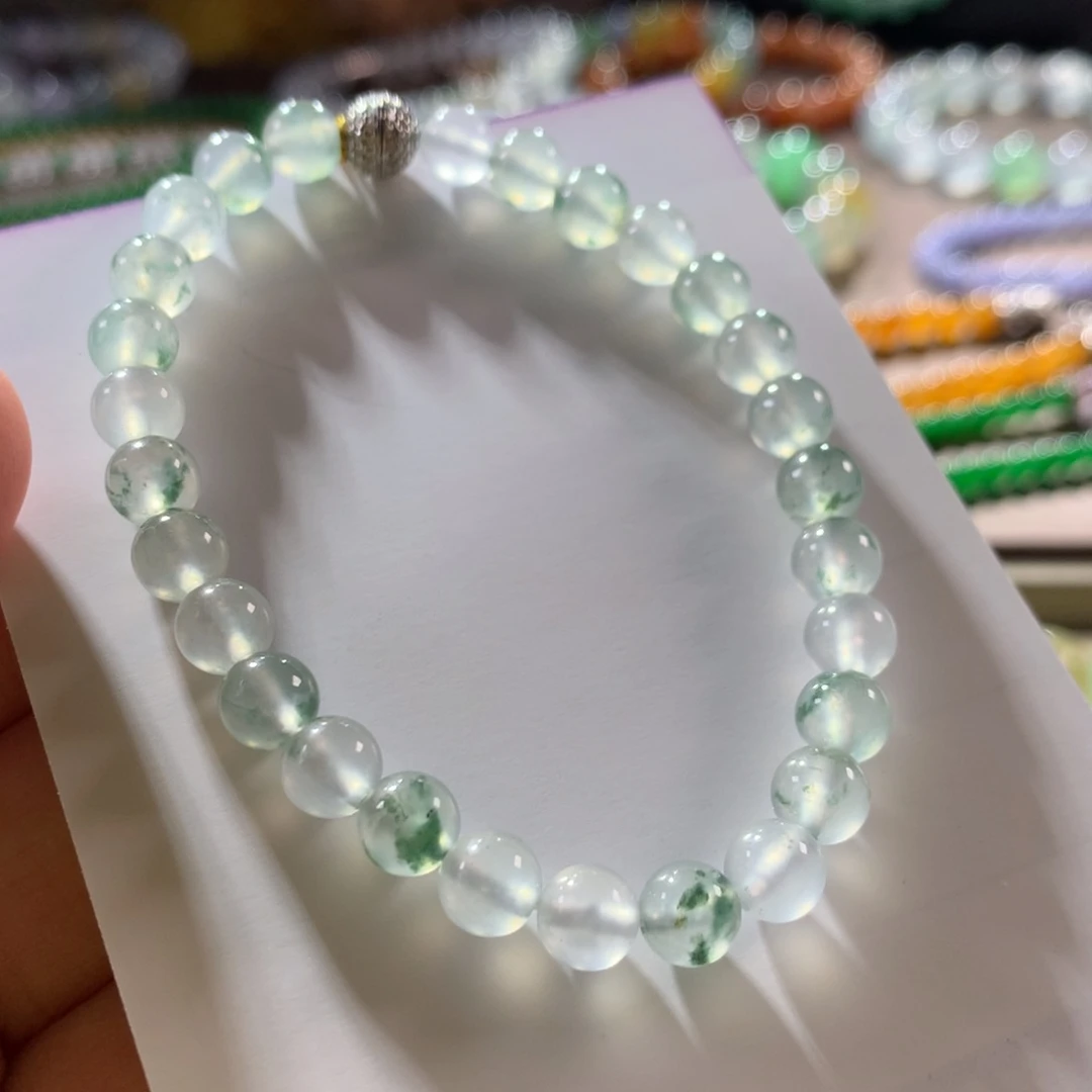 翡翠手链未镶嵌高冰飘花手串