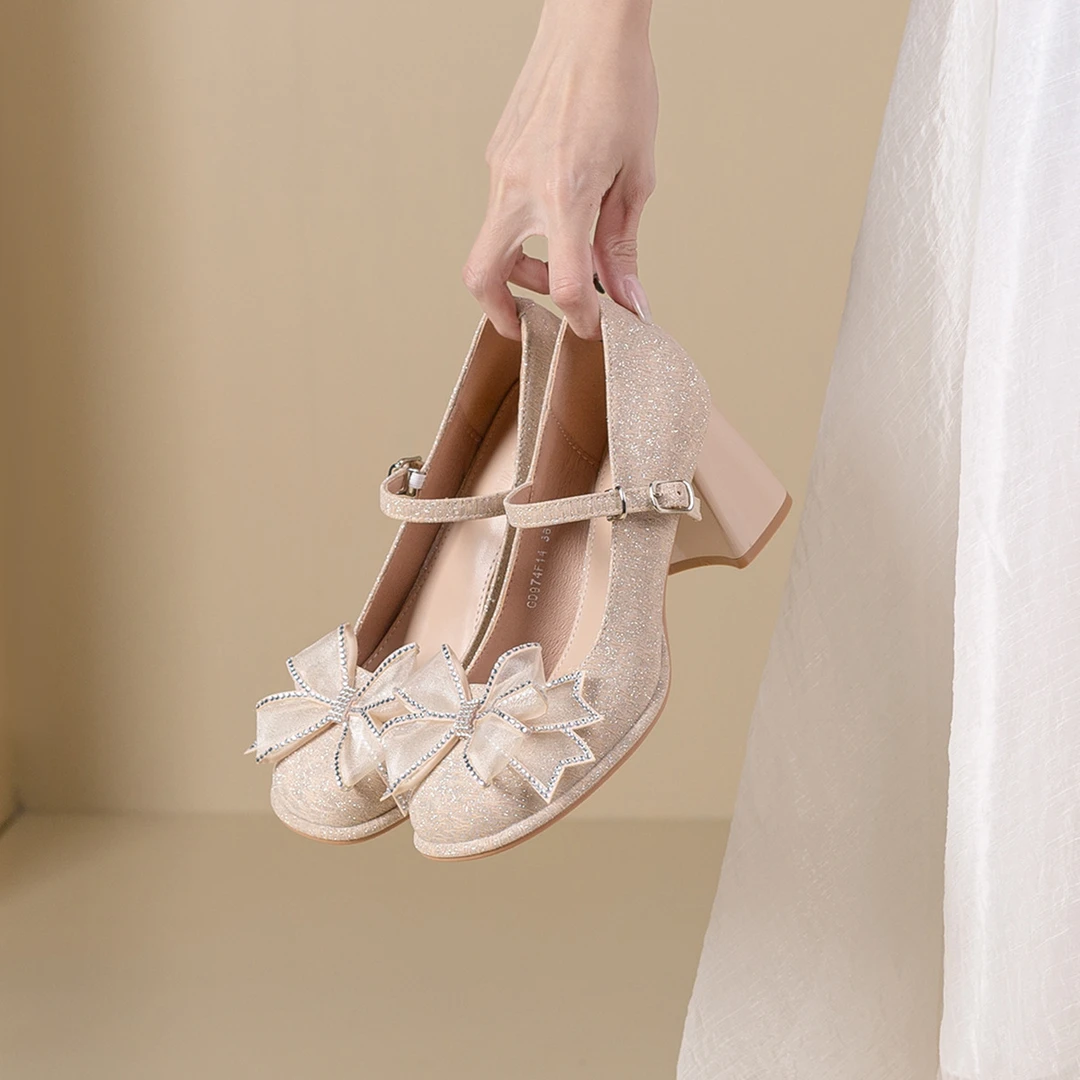 2024春夏新款水钻蝴蝶结粗跟鞋女方头一字带玛丽珍伴娘鞋百搭单鞋