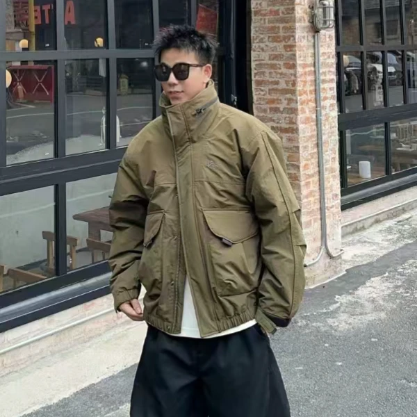 8901-【港风户外三防多功能帽子】秋冬男士连帽立领冲锋衣二棉外套