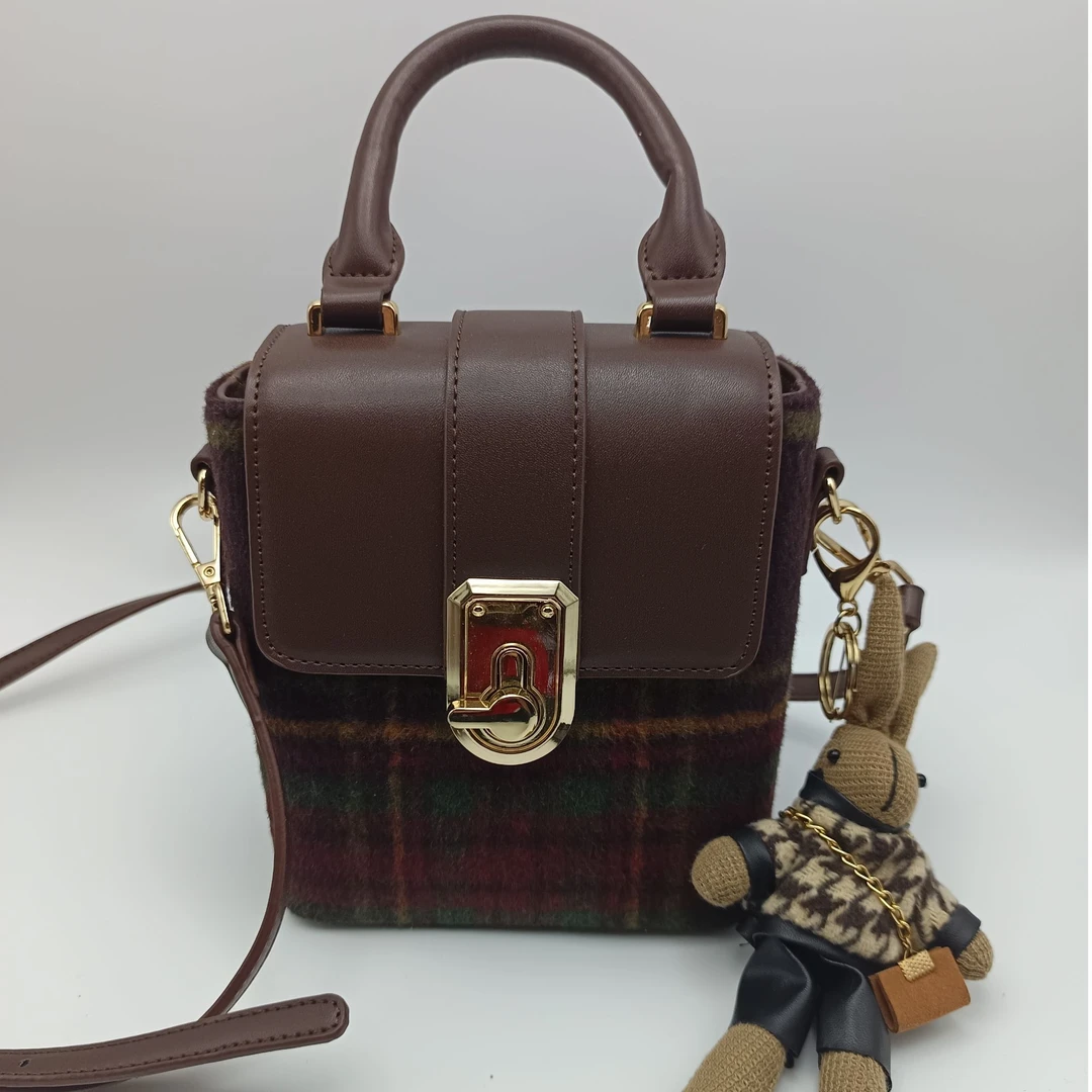 2024新款女士斜挎包2