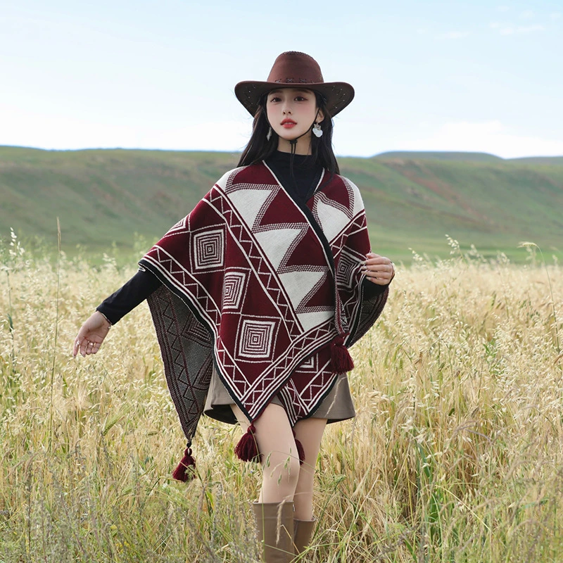 民族风披肩几何图形围巾云南大理青海草原西藏旅游拍照穿搭披风女