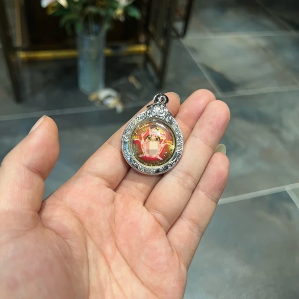 铜合金亚克力吊坠 摩杰四面依霸吊坠