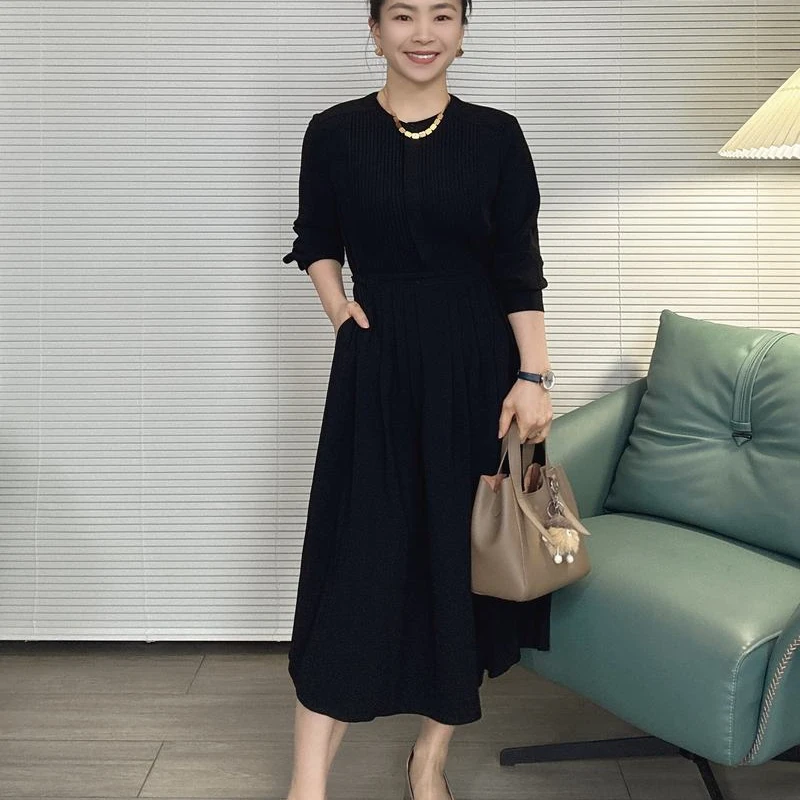 （赫本之恋）春季新品 小个子定制通勤气质风压褶女装连衣裙小黑裙