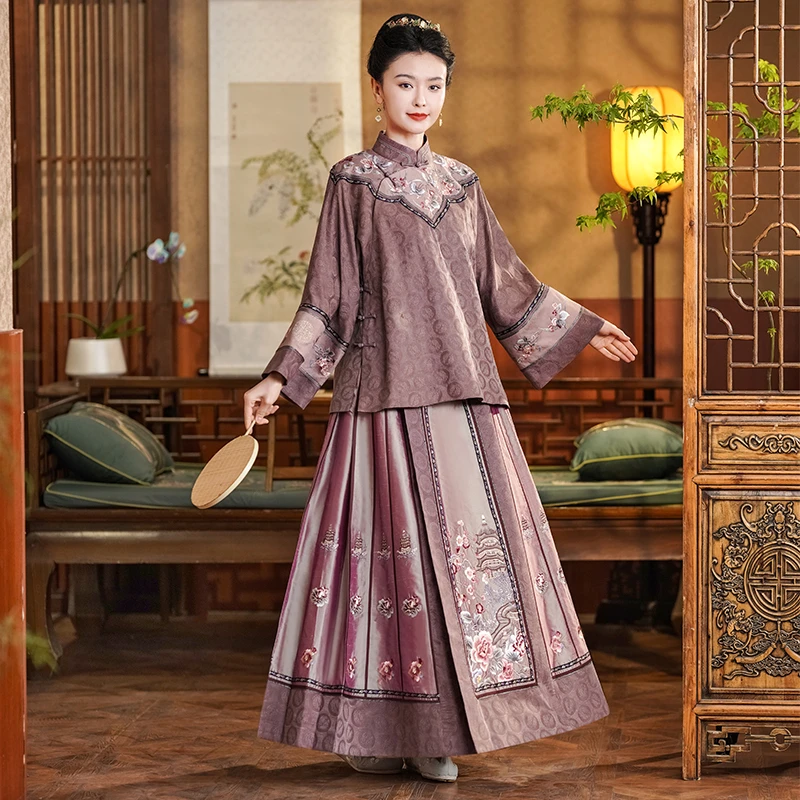 「雷峰夕照」乐锦坊时尚复古国风刺绣原创高端18片马面裙热力感穿搭