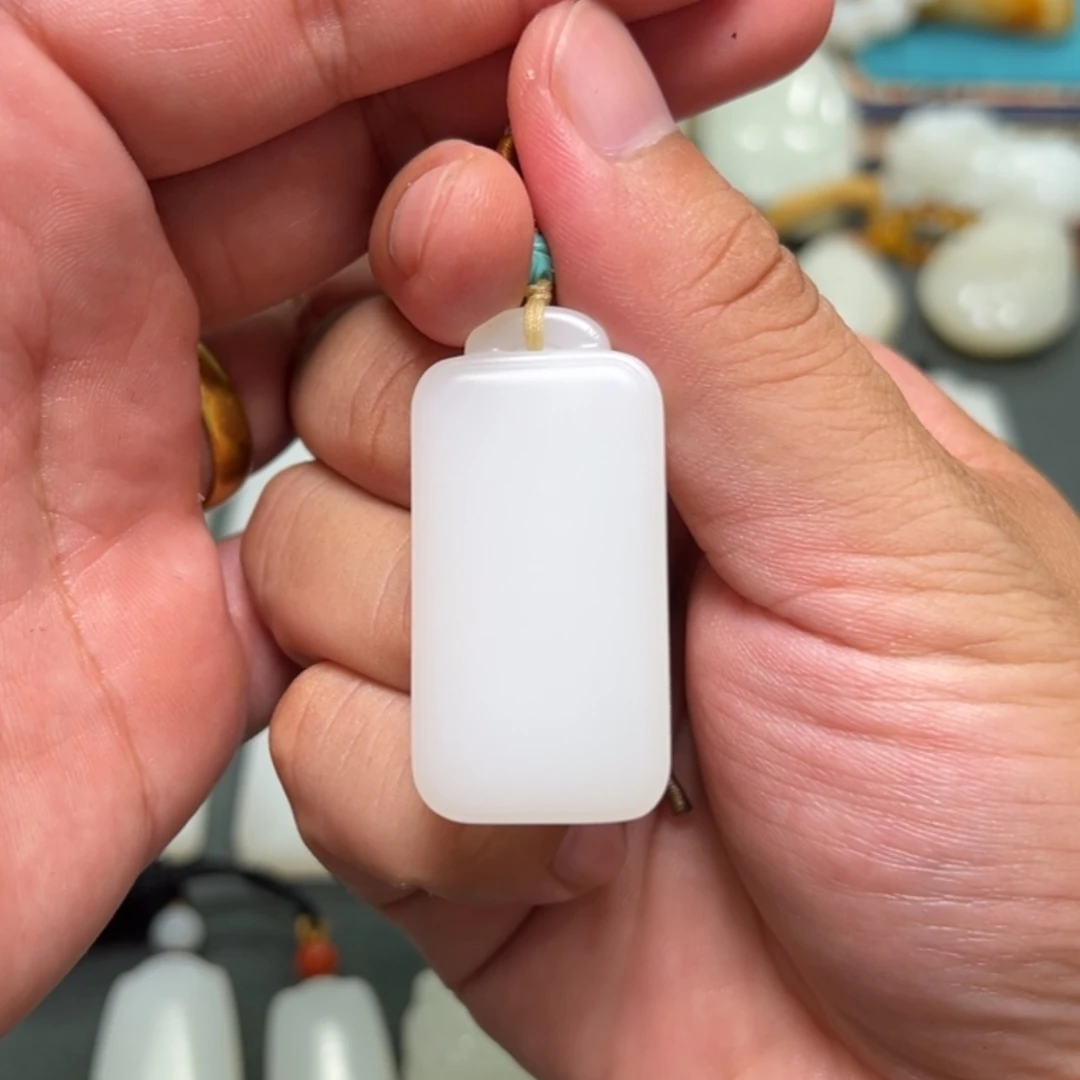 【闪购商品】和田玉颈饰未镶嵌