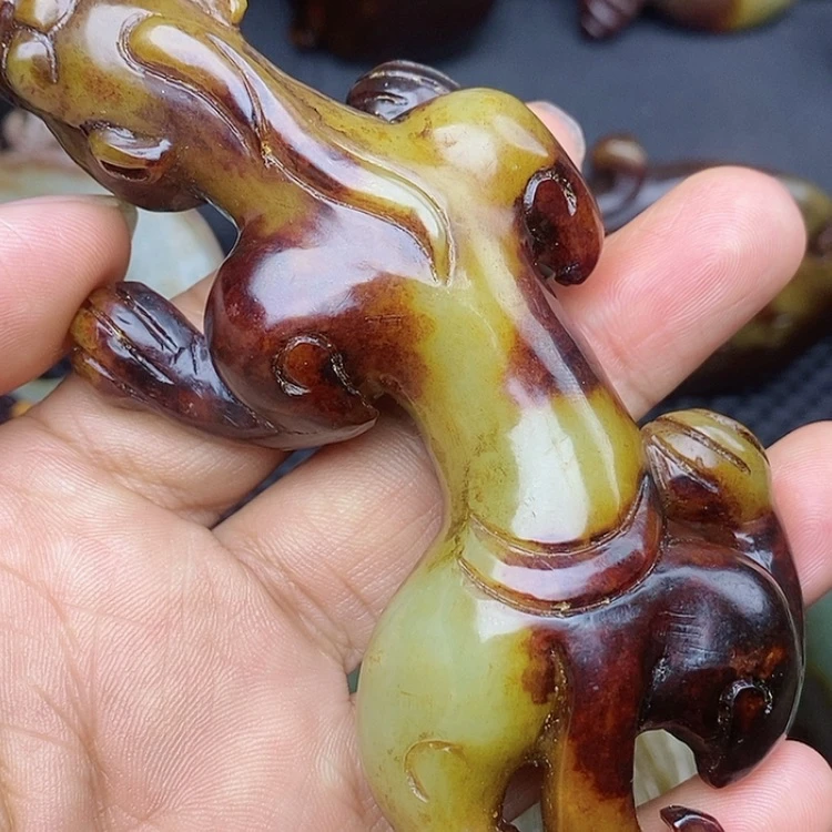 【闪购商品】和田玉吊坠(不含链)未镶嵌天**间