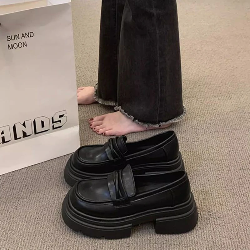 英伦风小皮鞋女2023新款春秋百搭松糕单鞋子小个子厚底增高乐福鞋