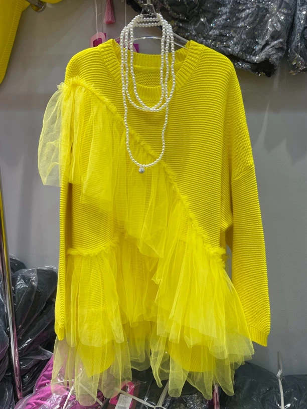 蕾蕾家欧货宽松大版斜边纱纱拼接加厚肌理纹毛衣