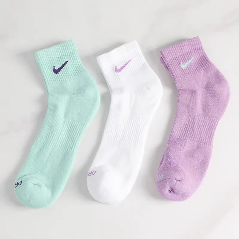 NIKE/耐克中筒毛巾底彩色简约篮球袜男女运动袜速干棉袜SX6890
