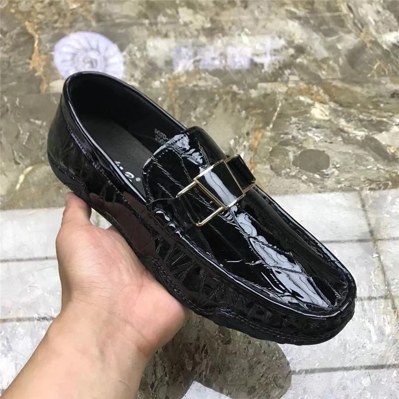 头层牛皮豆豆鞋男士真皮透气休闲皮鞋新款亮面漆皮韩版一脚蹬男鞋