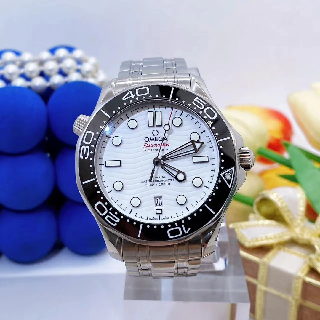 99新  老佛爷/欧米茄海马300/自动机械/20年全套/42mm
