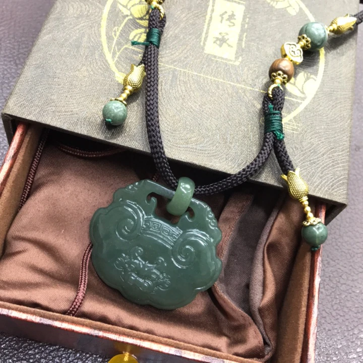 和田玉 平安貔貅锁 挂件