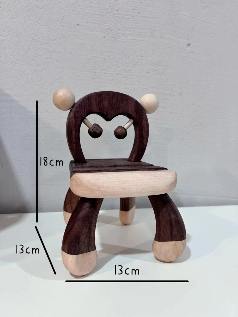 沐沐的房间迷你小猴子椅子支架凳