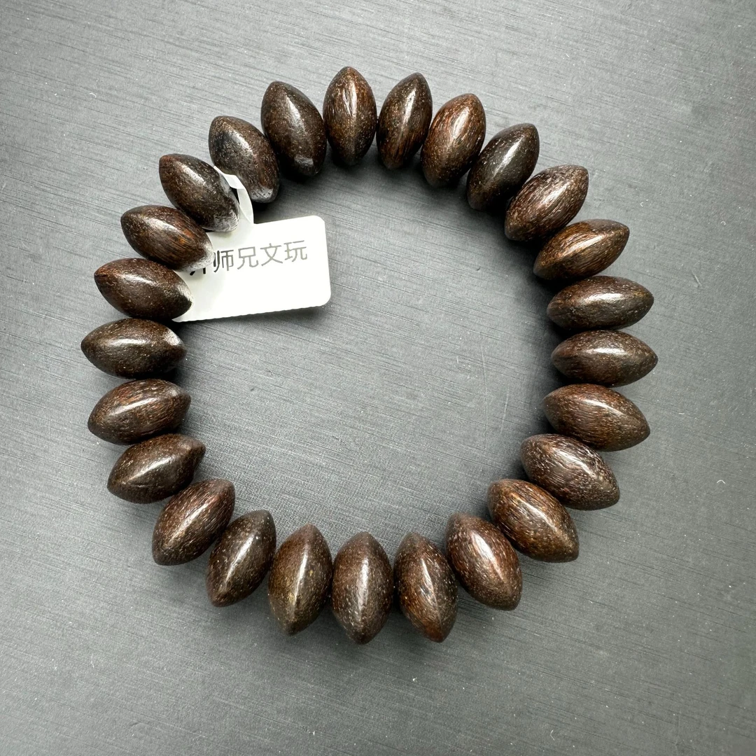 068开师兄木质手串