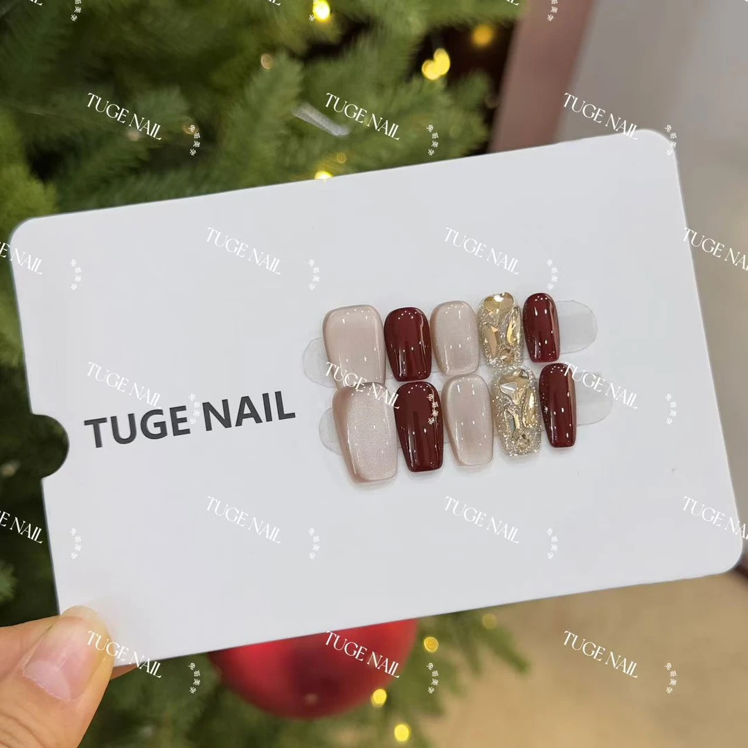 TugeNail“红豆”秋冬氛围感猫眼美甲极简复古穿戴美甲1166
