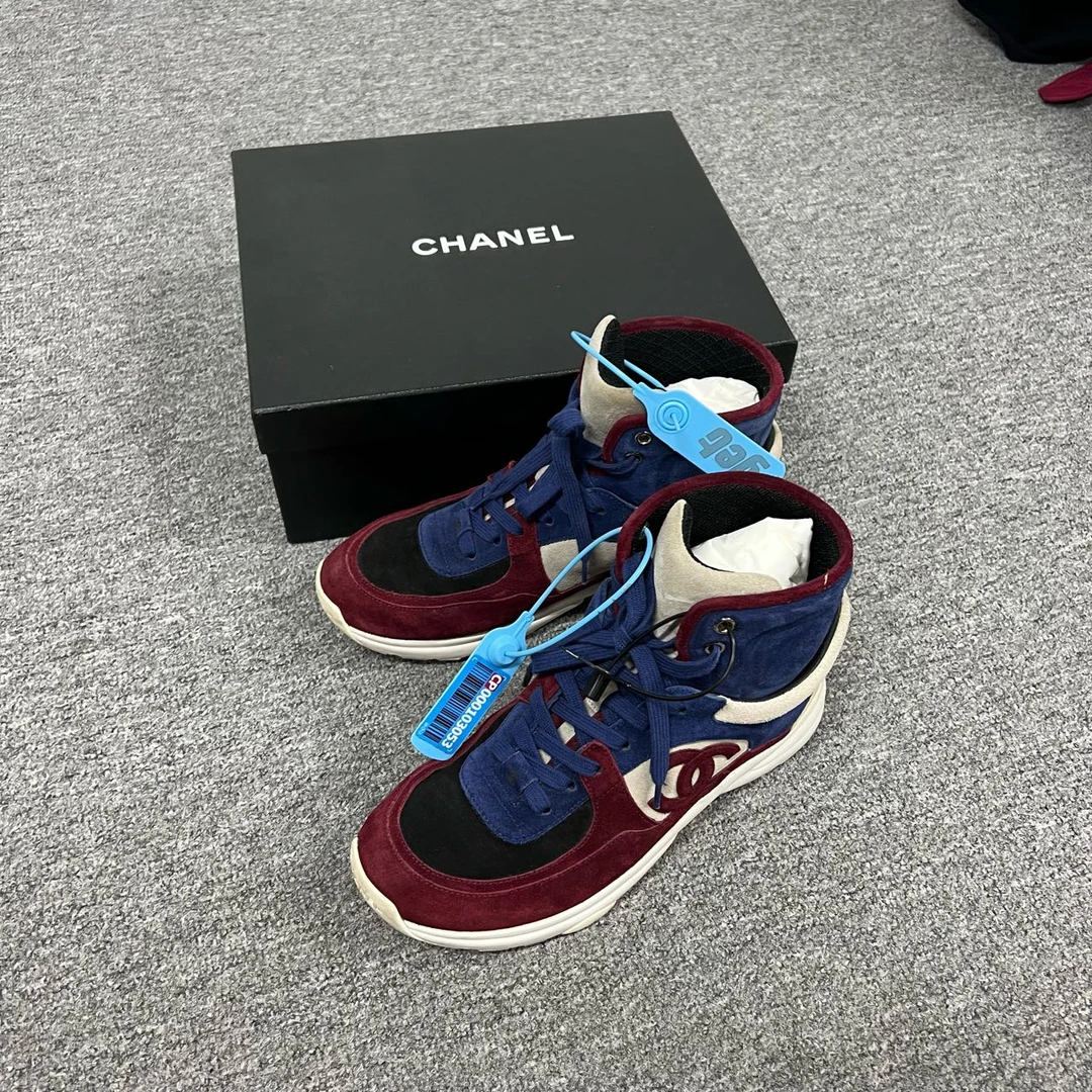 99新 Chanel/香奈儿 chanel高帮休闲鞋38.5码