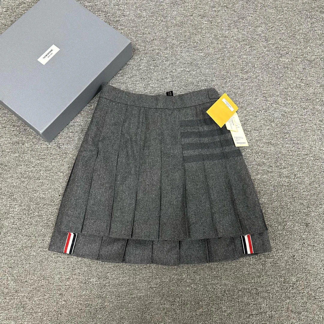 99新 THOMBROWNE tb 羊毛百褶裙半身裙 40 带吊牌