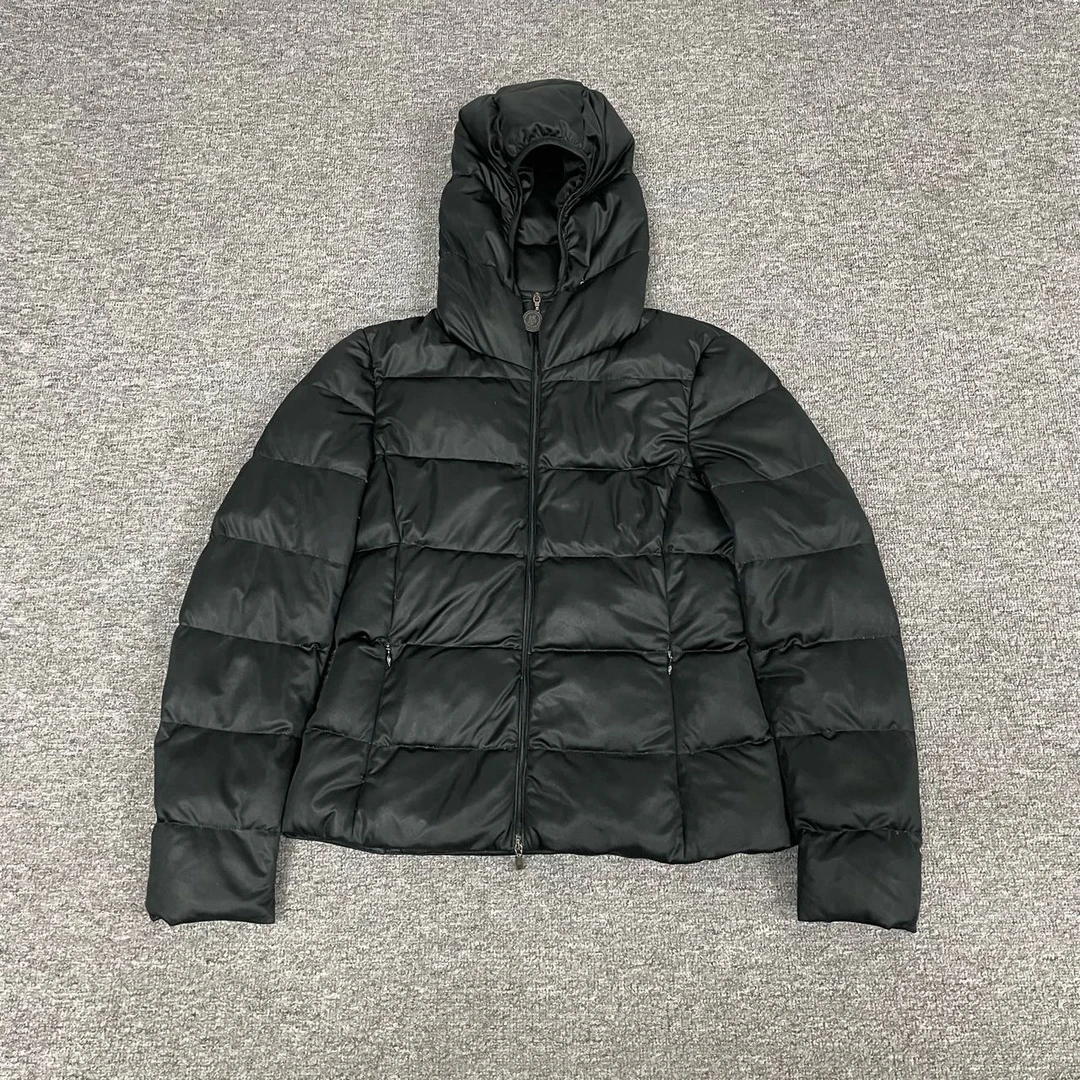 95新  蒙口 短款羽绒服 2码 95新