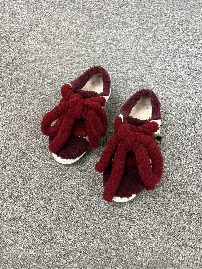 95新 FENDI/芬迪 Fendi 毛毛鞋 37码