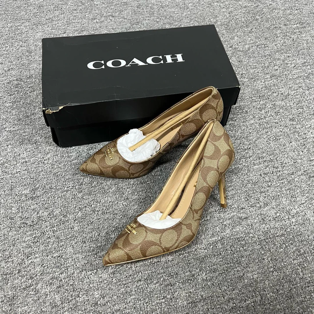 全新未使用 COACH/蔻驰 coach 老花高跟鞋6码
