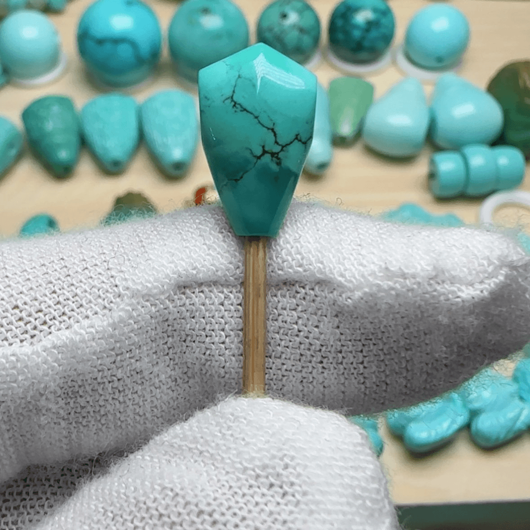 【闪购商品】绿松石颈饰未镶嵌