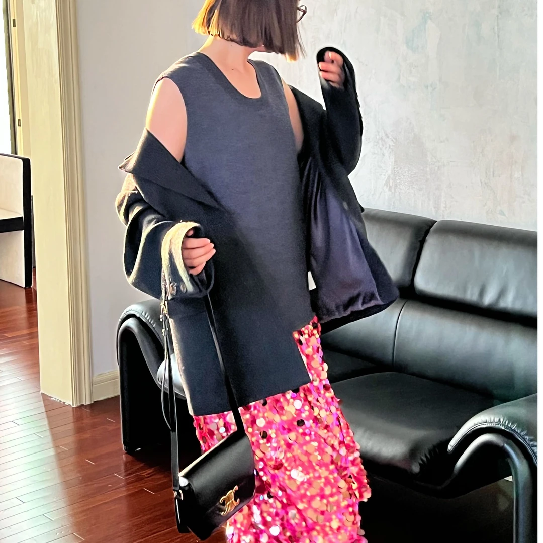 SHORT SENTENCE 针织珠片拼接无袖连衣裙