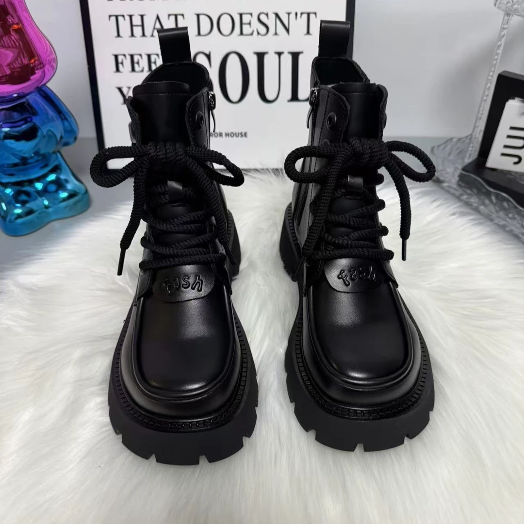 粗跟厚底马丁靴女显瘦2024新款秋冬英伦风爆款时尚小个子加绒短靴