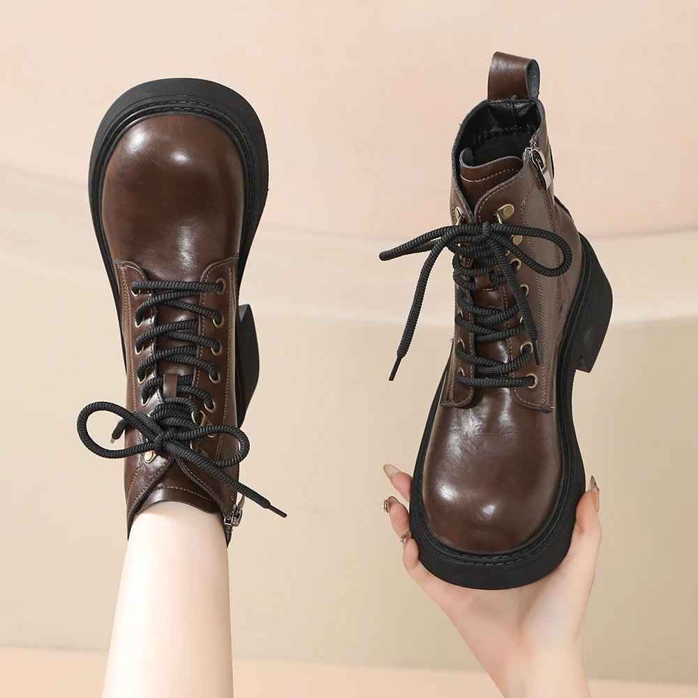 厚底马丁靴女英伦风显瘦增高2024年秋季新款时尚软底加绒爆款短靴