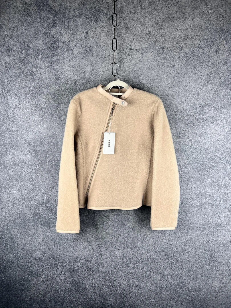 CZF0064/爱马仕/Hermes/皮草外套/公价80000/99新/尺码38
