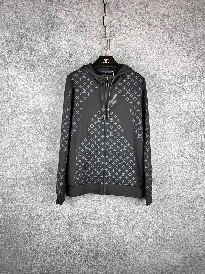 CZF0004/路易威登/Louis Vuitton/满印帽衫/公价20300/99新/尺码M