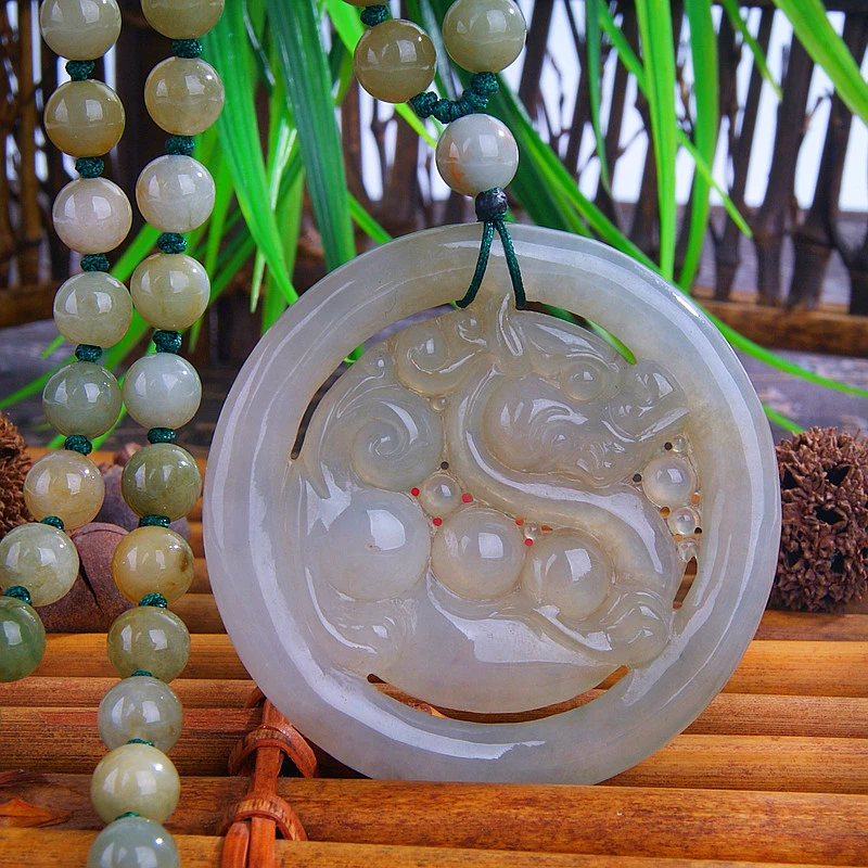 翡翠A货龙牌吊坠 玉石浅绿十二生肖属相挂坠配玉佛珠项链证书