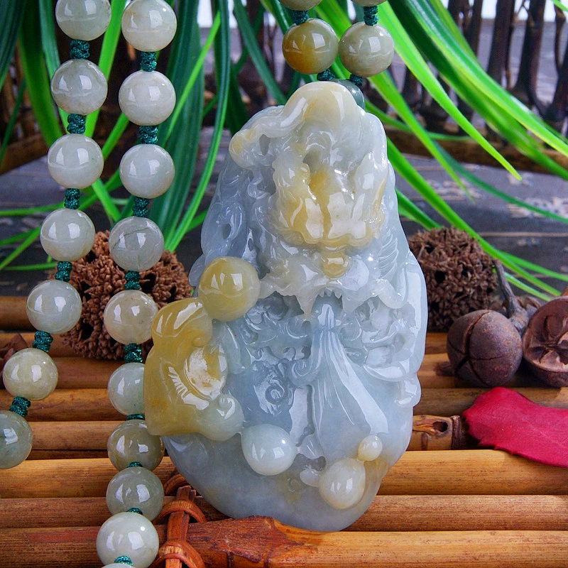 翡翠A货生肖龙吊坠 玉石黄翡十二生肖属相挂坠配送项链时尚大龙牌