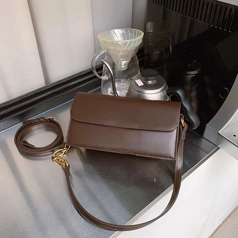 2865   质感小众复古时尚斜挎百搭小方包高级感腋下包