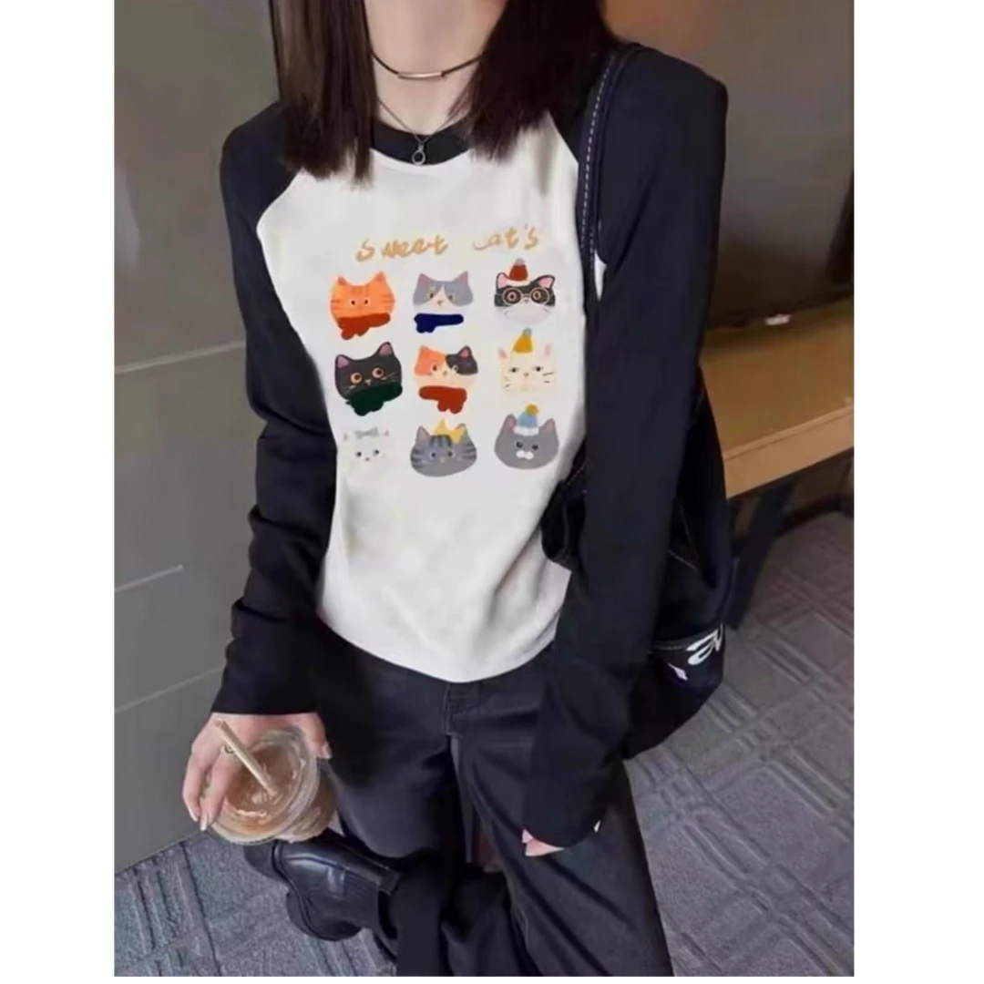 8166 韩版显瘦拼接袖圆领磨毛百搭卡通猫咪印花打底减龄-衣长50