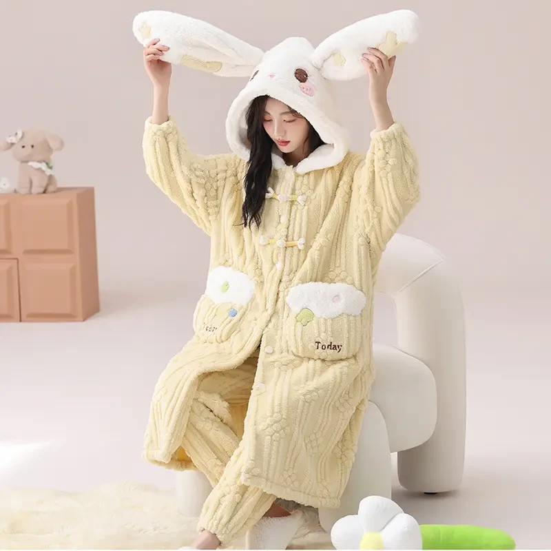 睡衣女款秋冬季珊瑚绒加绒加厚连帽睡袍可爱连帽秋冬季家居服套装