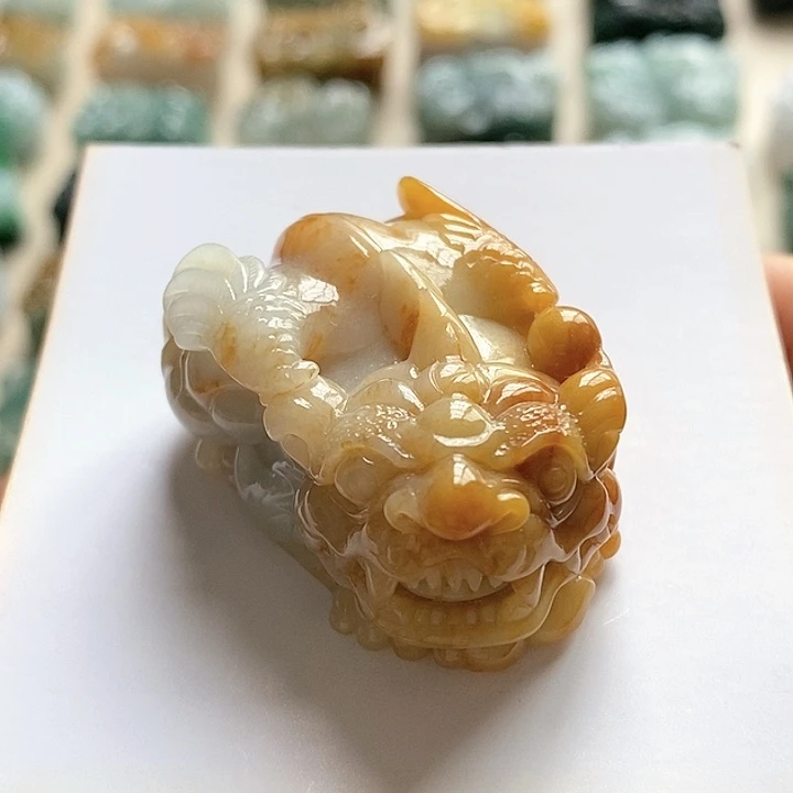 翡翠颈饰未镶嵌天然翡貔貅吊坠