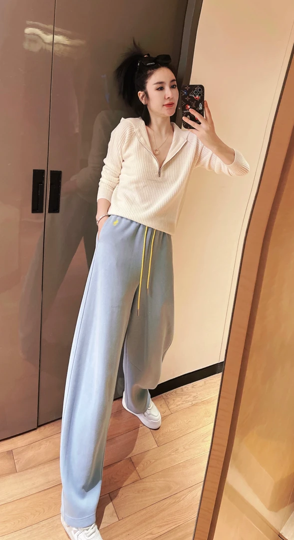 哝NONG-2024年秋冬百大红人上新纯色净版连帽羊毛毛衣MY-01392184