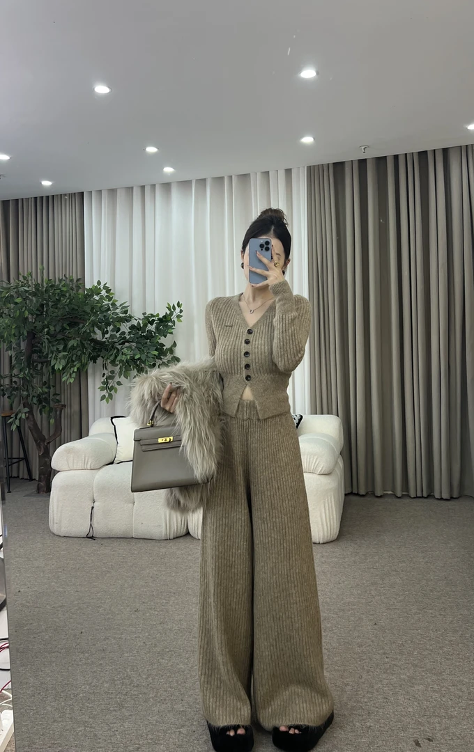 XIAOQIN【凛冬恋歌】秋冬针织显瘦套装气质百搭休闲通勤套装210