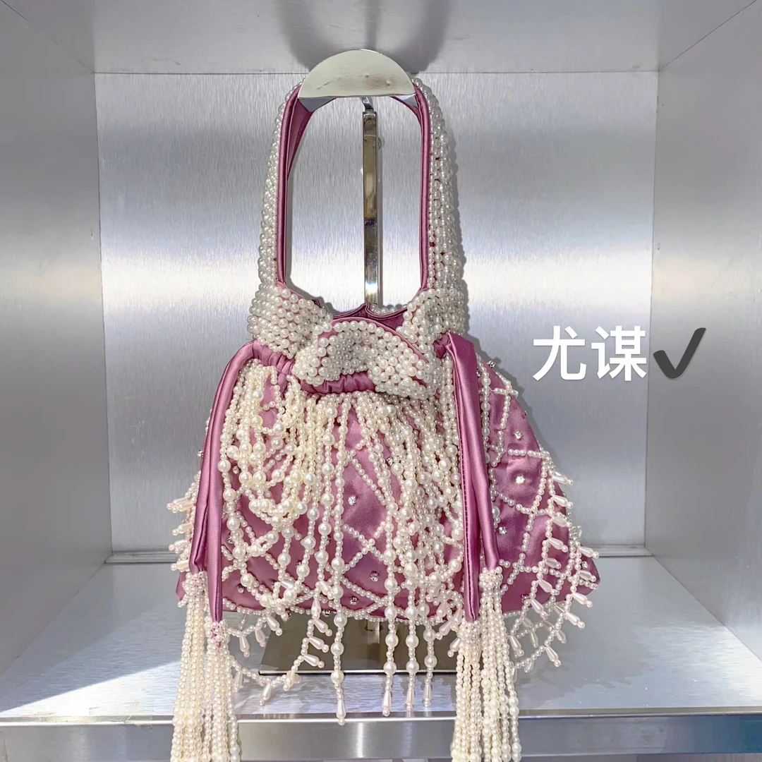 新中式手工编织流苏串珍珠丝绸水桶宴会包甜美闪亮镶钻腋下斜挎包