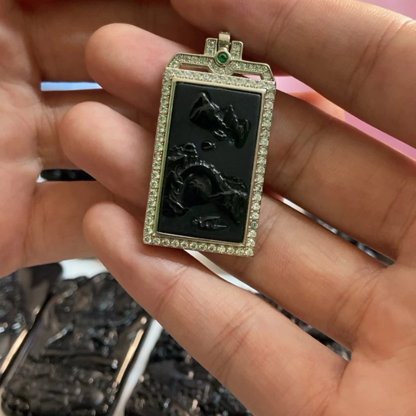 【闪购商品】翡翠颈饰未镶嵌11111111111111