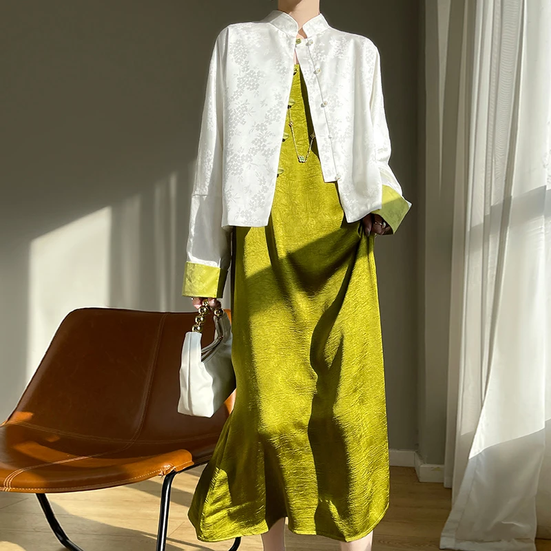 新国风长款气质修身显瘦抓花连衣裙醋酸缎面吊带长款法式荡领