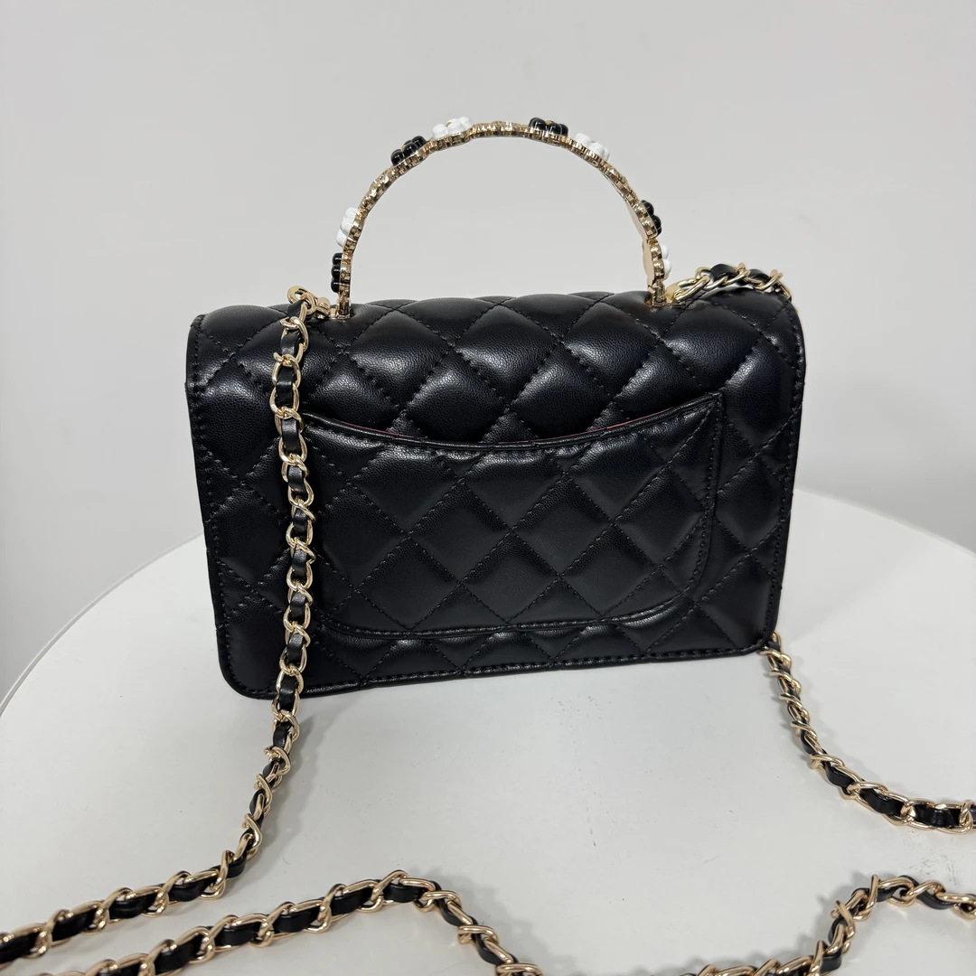 高级百搭黑色精致手提斜挎包