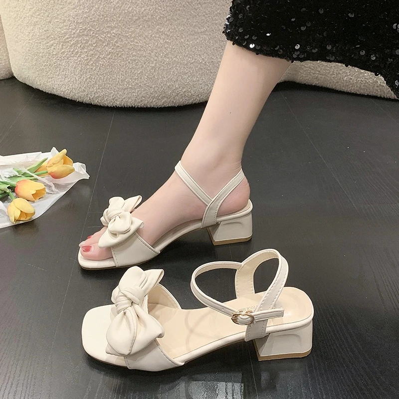 2025年新款时装鞋蝴蝶结凉鞋女夏款仙女风一字扣带软皮软底高跟鞋
