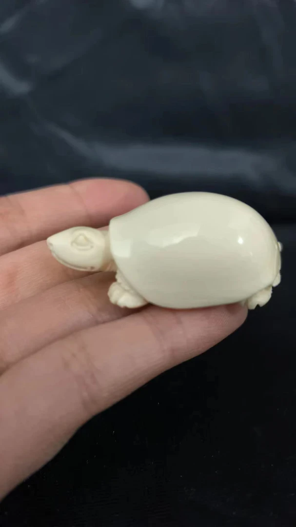 精品猛犸乌龟雕刻件H141