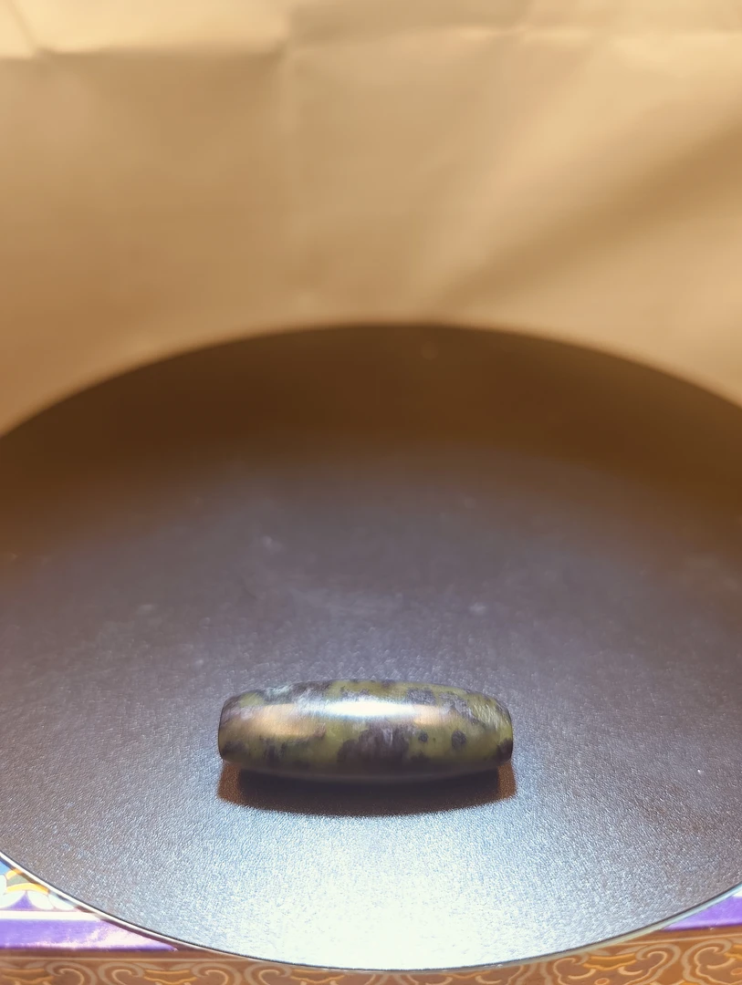 琼结非遗墨玉吊坠