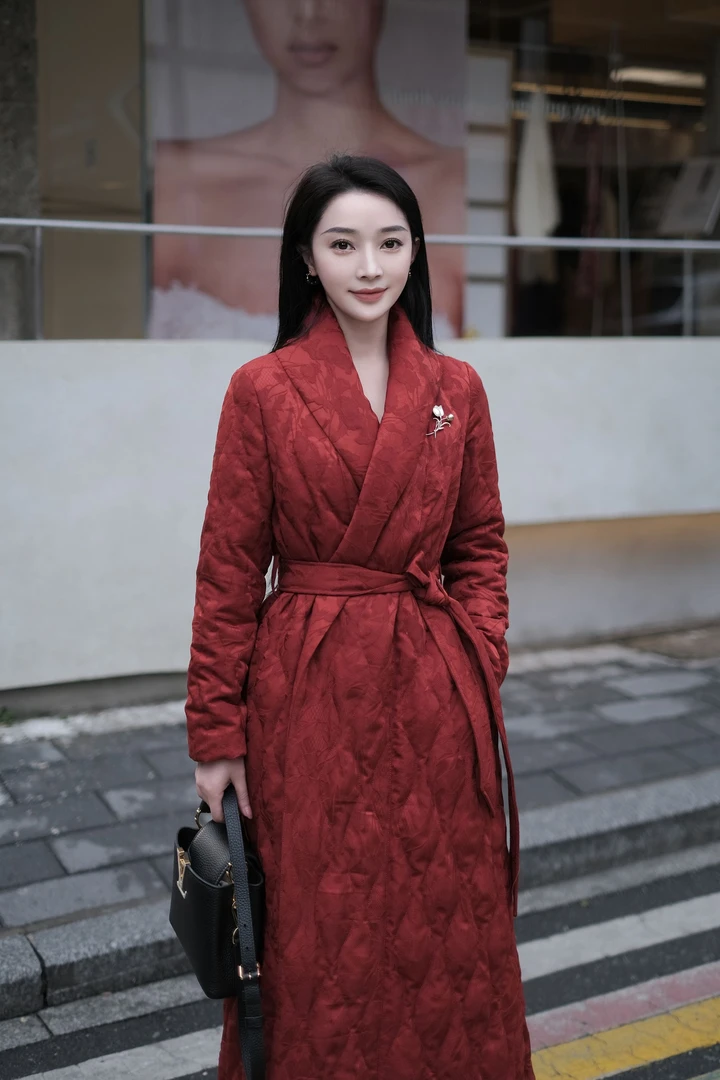 【墨雨】冬季修身气质羽鹅绒服保暖羽绒服